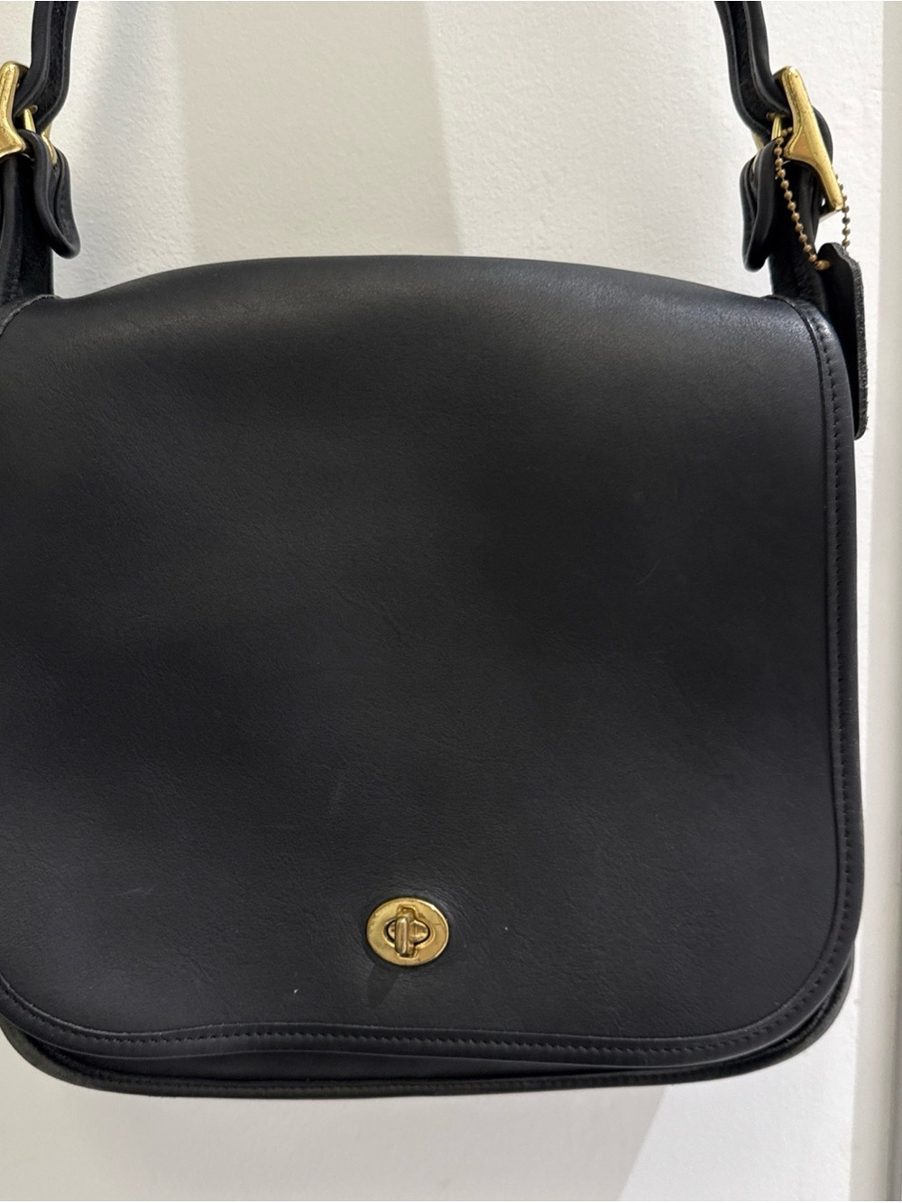 Coach Black Leather Crossbody Bag with Gold Hardware - Picture 4 of 16